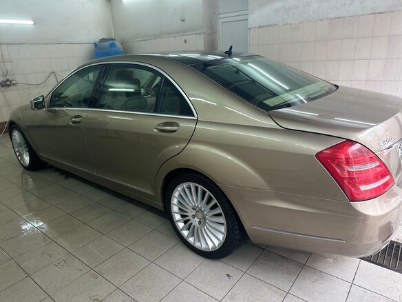 2010 Mercedes-Benz S-Класс 350 Long V (W221) Рестайлинг, бежевый, 2100000 рублей - вид 5