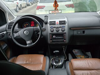 2009 Volkswagen Touran I Рестайлинг, чёрный, 860000 рублей, вид 3
