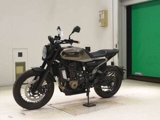 2019 Husqvarna Svartpilen 701, серый, 675000 рублей, вид 4