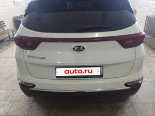 2021 Kia Sportage IV Рестайлинг, белый, 2800000 рублей, вид 5