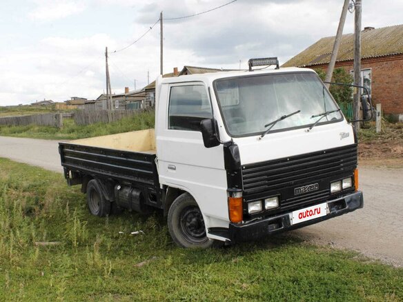 1989 Mazda Titan, белый, 700000 рублей - вид 8
