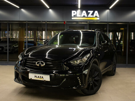 Infiniti QX70