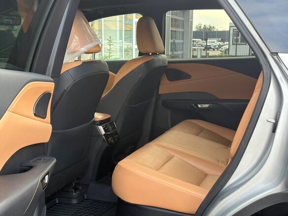 2023 Lexus RX 350 V, серый, 7000000 рублей - вид 17