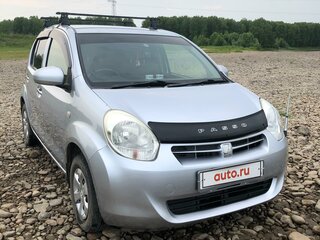 2013 Toyota Passo II (C30), серебристый, 800000 рублей, вид 3