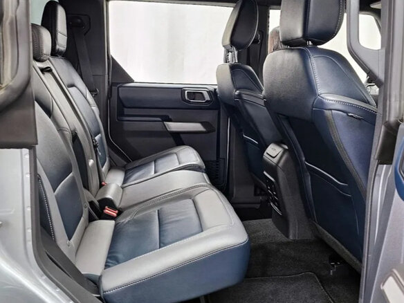 2023 Ford Bronco VI, серый, 7000000 рублей - вид 7
