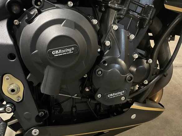 2010 Triumph Speed Triple, чёрный, 575000 рублей - вид 17