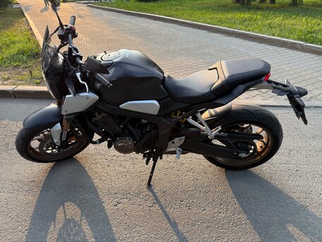 2021 Honda CB 650R, чёрный, 1395000 рублей, вид 4