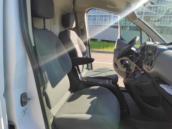 2014 Citroen Berlingo, белый, 650000 рублей - вид 5