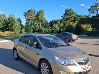 2011 Opel Astra J, бежевый, 550000 рублей, вид 3