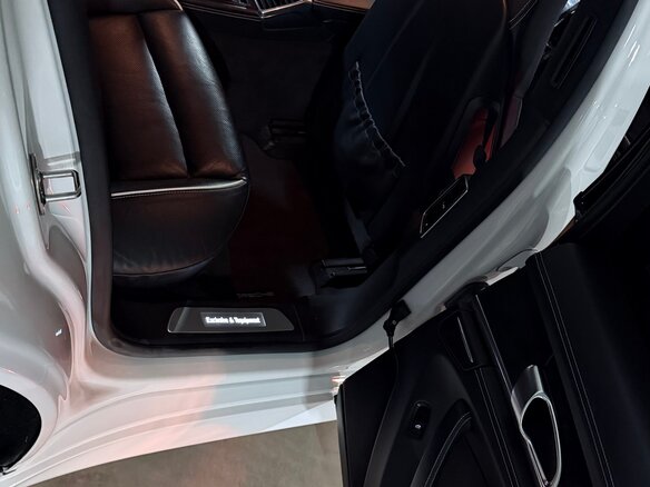 2010 Porsche Panamera 4S I, белый, 2500000 рублей - вид 20
