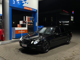 2008 Mercedes-Benz E-Класс 280 III (W211, S211) Рестайлинг, чёрный, 1850000 рублей, вид 1