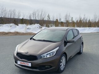 2012 Kia Ceed II, коричневый, 850000 рублей, вид 1