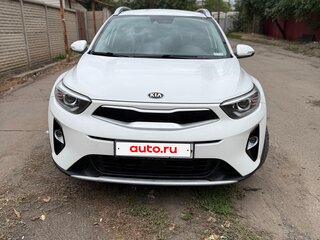 2019 Kia Stonic I, белый, 2000000 рублей, вид 1