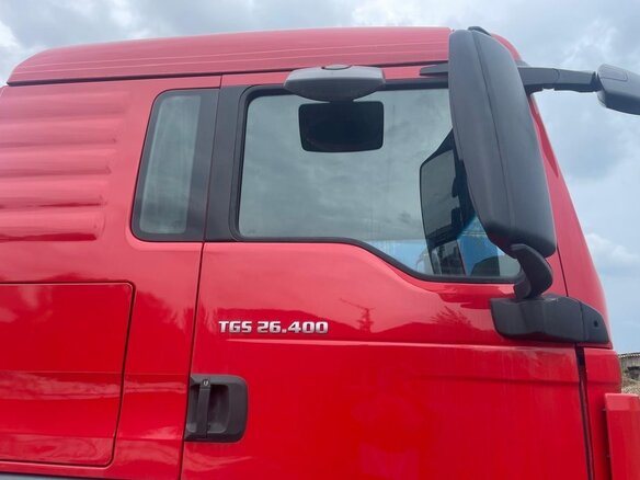 2011 MAN TGS, красный, 2001000 рублей