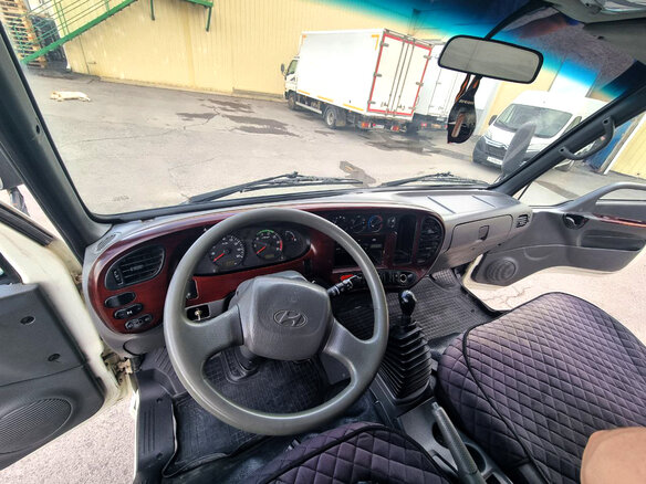 2016 Hyundai HD35, белый, 2600000 рублей - вид 13
