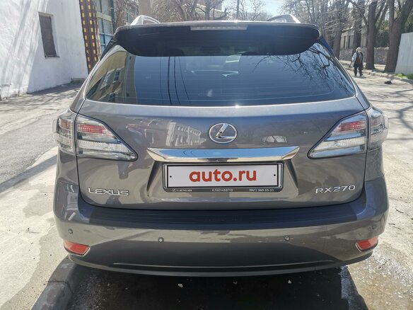 2011 Lexus RX 270 III, серый, 2500000 рублей - вид 4