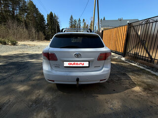 2009 Toyota Avensis III, белый, 925000 рублей, вид 3