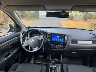 2014 Mitsubishi Outlander III Рестайлинг, серый, 1699000 рублей, вид 4
