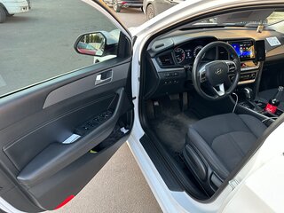2019 Hyundai Sonata VII (LF) Рестайлинг, белый, 2350000 рублей, вид 5