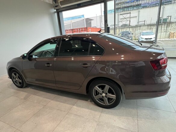 2016 Volkswagen Jetta VI Рестайлинг, коричневый - вид 7