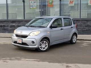 2019 Toyota Passo III Рестайлинг, серый, 900000 рублей, вид 3
