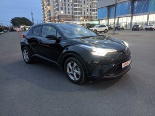 2019 Toyota C-HR I Рестайлинг, чёрный, 1900000 рублей, вид 3