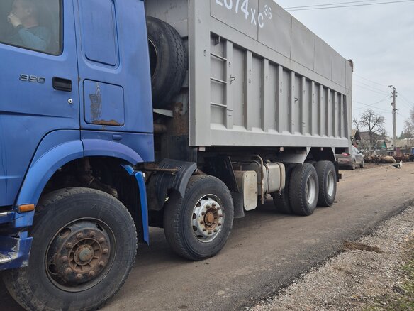 2014 Sinotruk Howo A5, синий, 2100000 рублей