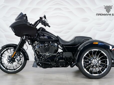 2024 Harley-Davidson Road Glide 3, чёрный, 4399000 рублей, вид 2