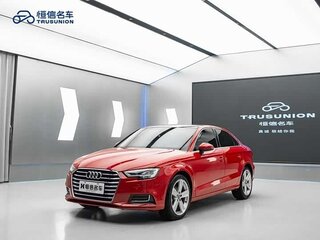 2018 Audi A3 III (8V) Рестайлинг, красный, 1515000 рублей, вид 3