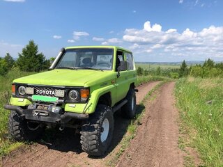 1989 Toyota Land Cruiser 70 Series, зелёный, 1250000 рублей, вид 3