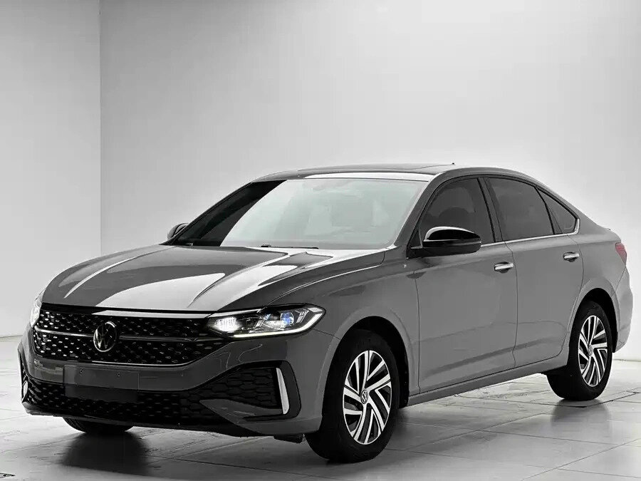 Открыть фотографии: Volkswagen Lavida III Рестайлинг