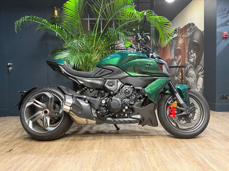 2024 Ducati Diavel, зелёный, 6950000 рублей, вид 1
