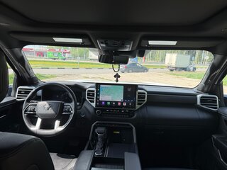 2022 Toyota Sequoia III, белый, 10990000 рублей, вид 4