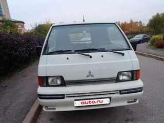1991 Mitsubishi L300 II, белый, 180000 рублей, вид 1