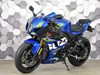 2020 Suzuki GSX-R 1000, синий, 1675000 рублей, вид 2