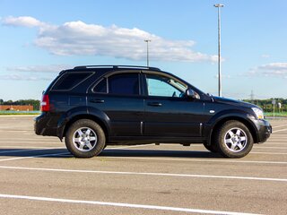 2009 Kia Sorento I Рестайлинг, чёрный, 900000 рублей, вид 4