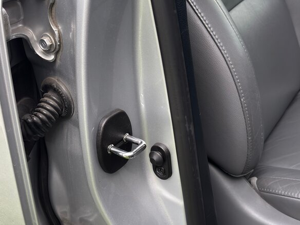 2009 Toyota Land Cruiser 200 Series, серый - вид 29