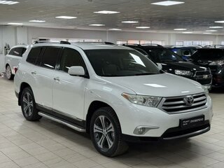 2012 Toyota Highlander II (XU40) Рестайлинг, белый, 1449000 рублей, вид 3