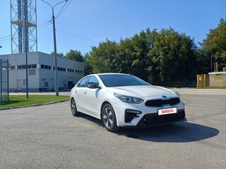 2019 Kia Cerato IV, белый, 2050000 рублей, вид 3