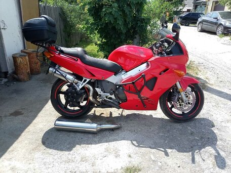 1998 Honda VFR 800, красный, 460000 рублей, вид 2