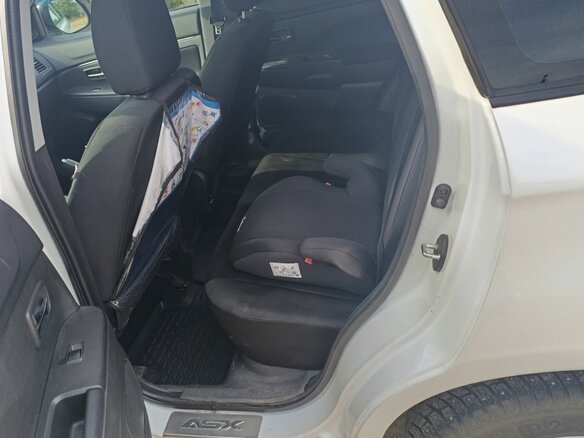 2012 Mitsubishi ASX I Рестайлинг, белый, 1380000 рублей - вид 6