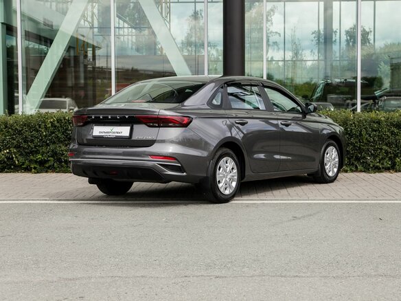 2024 Geely Emgrand II, серый, 1490000 рублей - вид 1