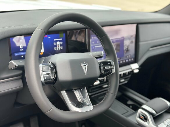 2025 Changan Deepal G318 I, белый, 5650000 рублей - вид 9