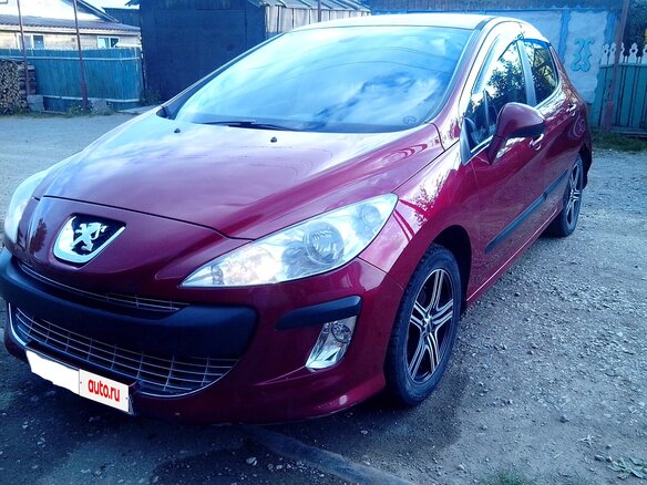 2008 Peugeot 308 I, красный, 380000 рублей