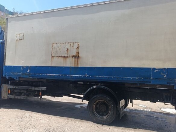 2002 Mercedes-Benz Actros, синий, 1200000 рублей - вид 3