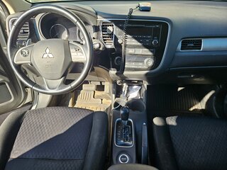 2014 Mitsubishi Outlander III Рестайлинг, серебристый, 1500000 рублей, вид 4