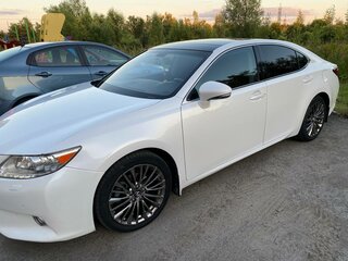 2015 Lexus ES 250 VI, белый, 2450000 рублей, вид 3