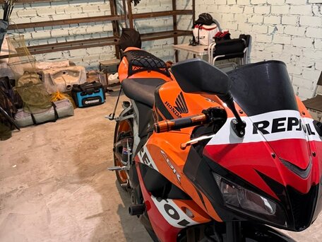 2009 Honda CBR 600RR, оранжевый, 680000 рублей, вид 4