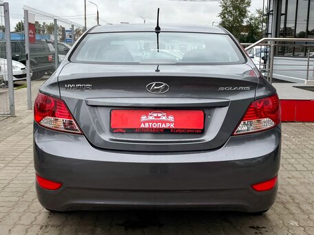2012 Hyundai Solaris I, серый, 869000 рублей, вид 5