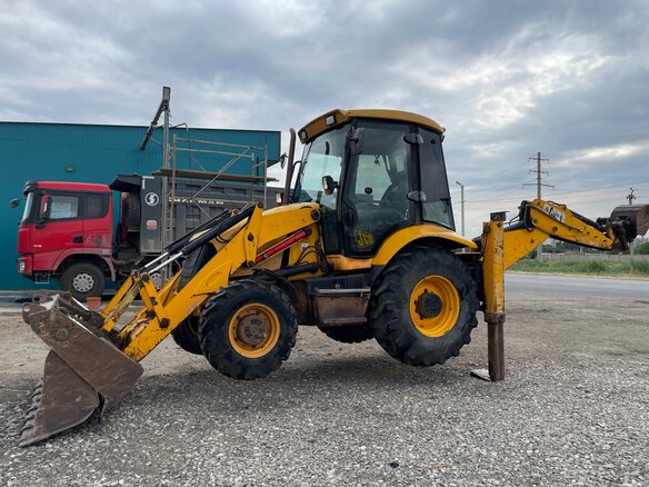 2008 JCB 3CX, 4280000 рублей